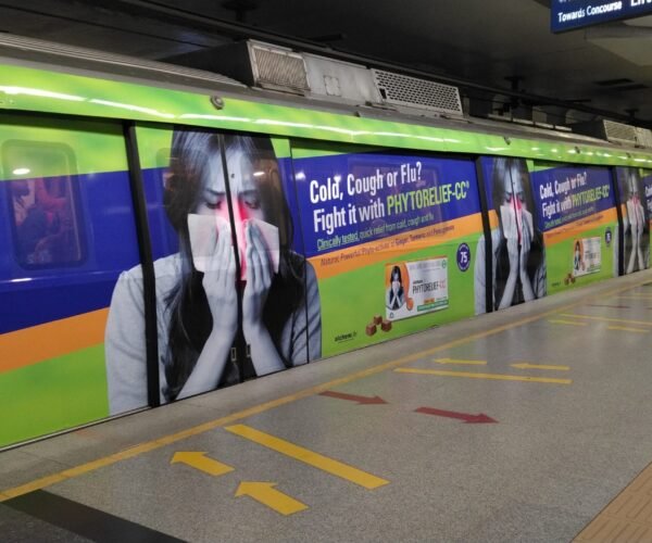 metro warp advertising