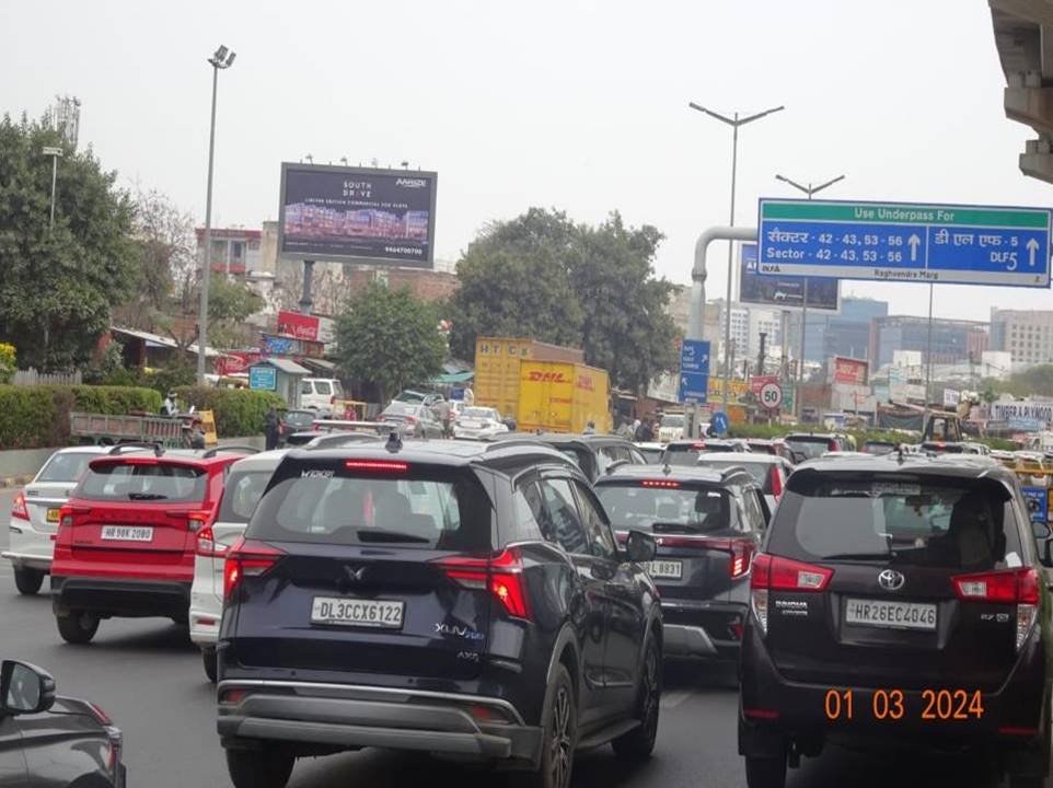 Cyber City – At Building 5 Parking Exit - Gurugram