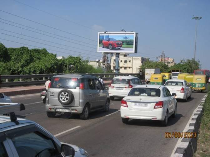 Digital Billboards at DND Delhi - Delhi