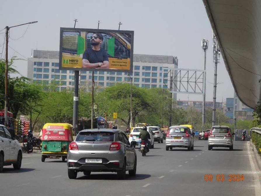 MG Road/Before Le meridian Hotel - Gurugram
