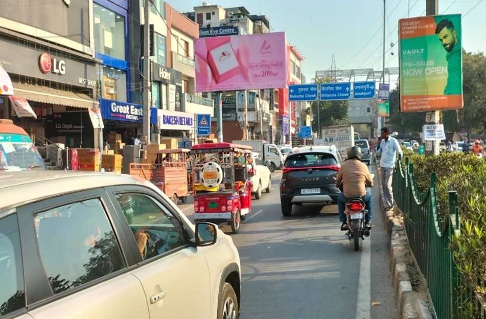 Deepali Chowk Rohini - Delhi