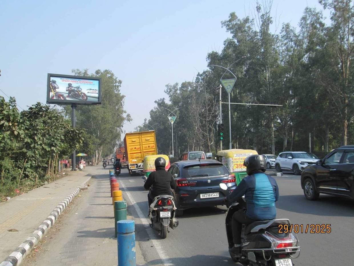 Billboards in Asian Hospital faridabad - Faridabad