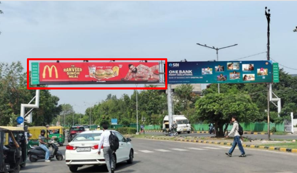 Sec-11 Main market towards Sector 14-15 roundabout - Punjab