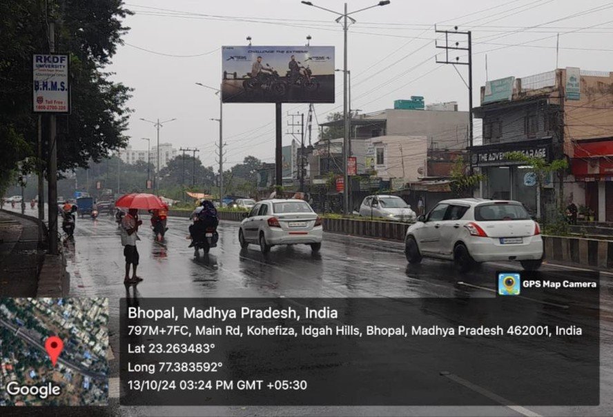 COLLECTOR OFFICE F/C ROYAL MARKET - Bhopal