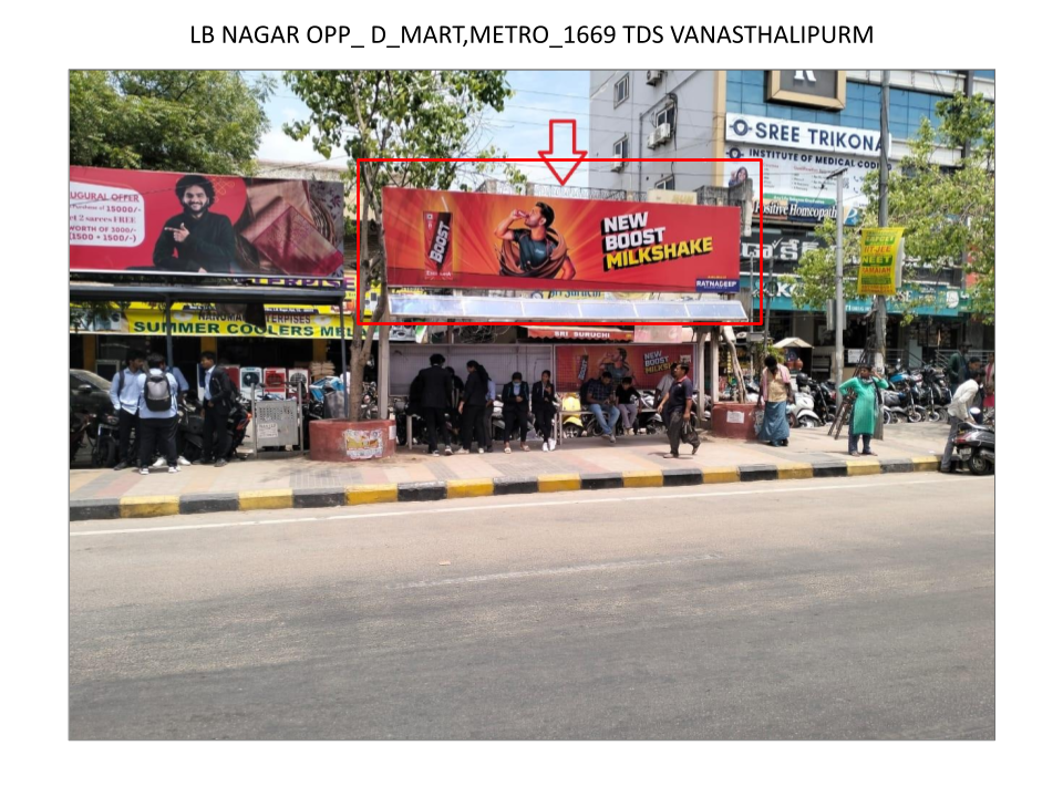 LB nagar opp D Mart, Metro 1669 TDS Vanasthalipurm - Hyderabad